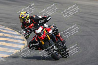 media/Apr-09-2022-SoCal Trackdays (Sat) [[c9e19a26ab]]/Turns 9 and 10 Set 1 (945am)/